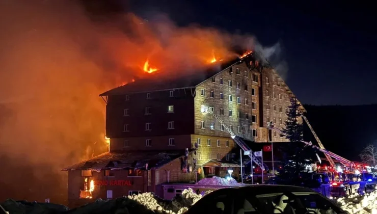 Bolu Kartalkaya Kayak Merkezi’ndeki bir otelde çıkan yangında çok sayıda kişi hayatını kaybetti